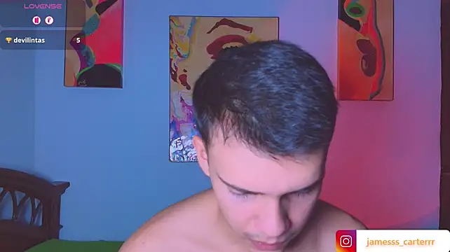 הופעת וובקאם של james_carter777