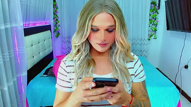 TaylorMon Show in webcam