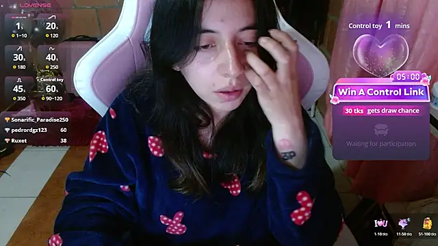 Онлайн чат XXX Maggie_Fox3