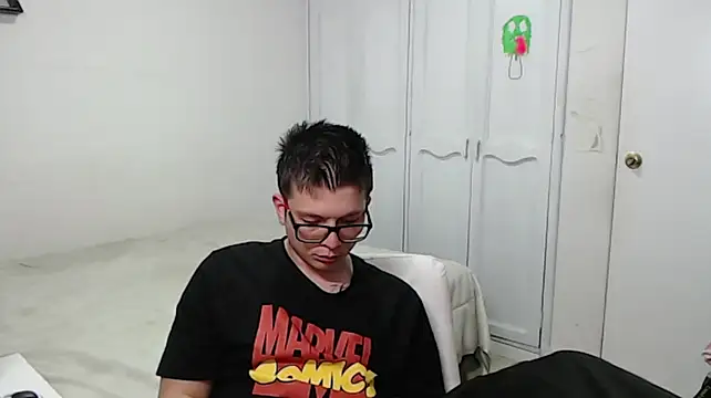 MathewCollinのライブXXXチャット