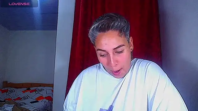 XXX chat uživo modela Yessi_rousse