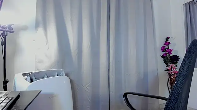 Luna_w10 Live XXX-chat