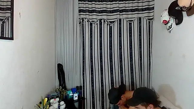 ANKENTH Live XXX Chat