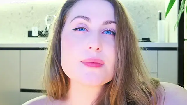 צ'אט XXX ב שידור חי של Miss_Magic_Eyes_