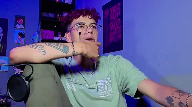 แชท XXX สดของ MikeyKuro