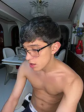 Bryanwild live XXX chat