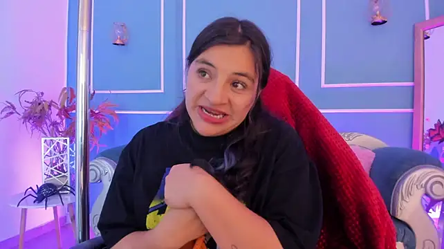 แชท XXX สดของ TaraTaylorr