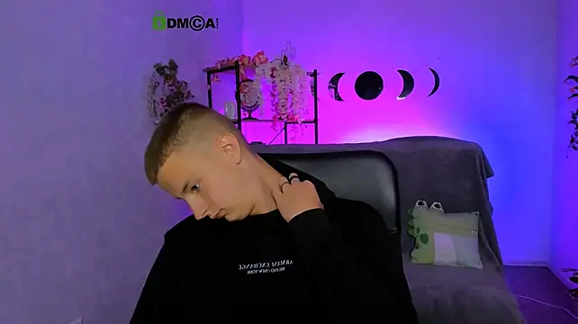Chat XXX ao vivo de noah_nero