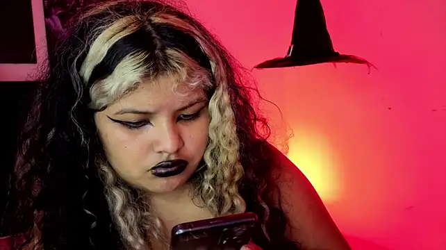 Chat XXX en directo de WickedLemon