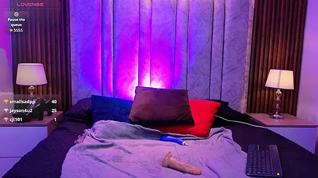 Amber_Moon_ Adlı Modelin Canlı XXX Sohbeti