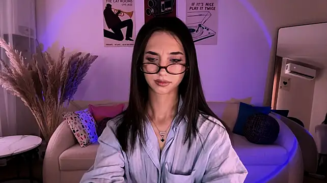 צ'אט XXX בשידור חי של LinaMour