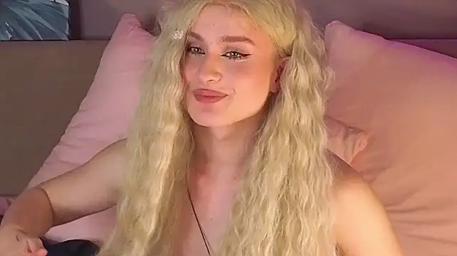 cumboydoll Chat XXX live