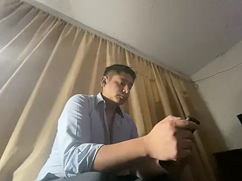 XXX chat uživo modela Ryu__