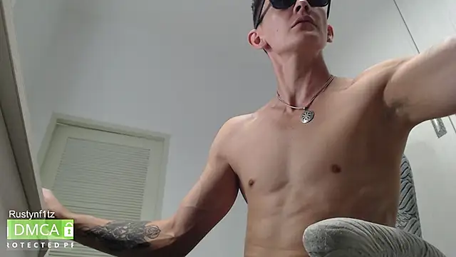 Chatroom XXX en direct de Rustynf1tz_