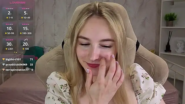 Shy_PollyのライブXXXチャット