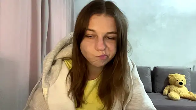 HwaTrippel Chat XXX live