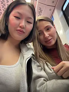 XXX chat uživo modela Coconut_milk