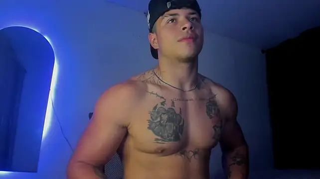 Dominic_Biker__ Шоу с уебкамера