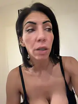 Czat XXX na żywo – YasmineRiva