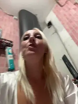 Chat XXX ao vivo de MerlinDave