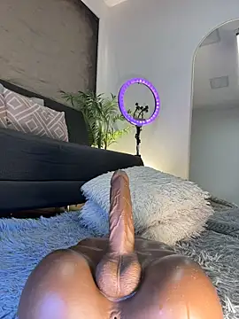 Chatroom XXX en direct de Isa__Blanc
