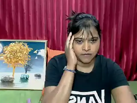 indian_glitter 即時 XXX 聊天