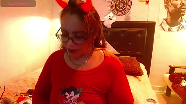 PervertedMature Live XXX Chat