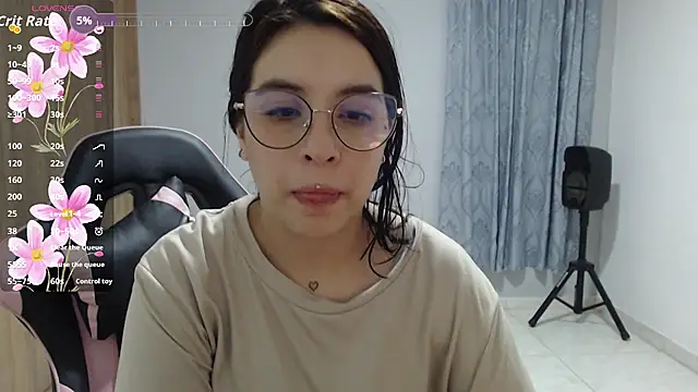 Chat +18 de camilita08 ao vivo