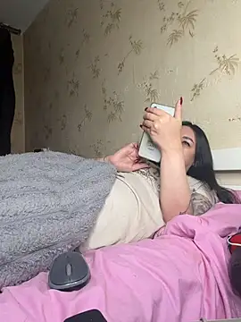 Naughtbaby_2025 라이브 XXX 채팅