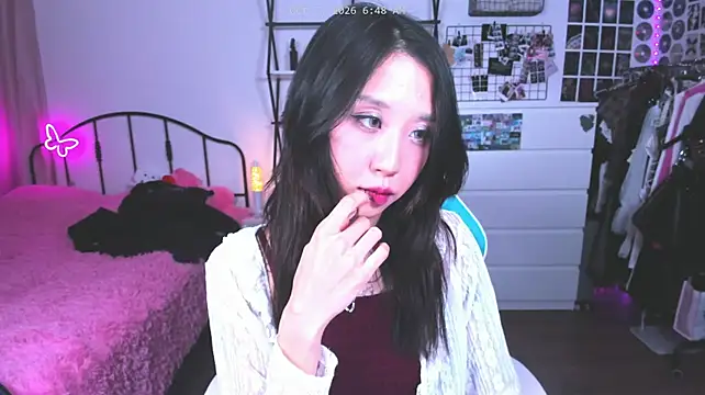 צ'אט XXX בשידור חי של ashleywowmeow