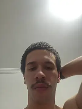 Chat +18 de HotRoom69 ao vivo