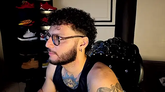 Tadeo_Prieto_'s Live XXX Chat