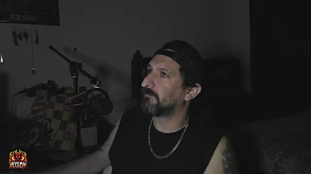 DevilPup75_'s Live XXX Chat