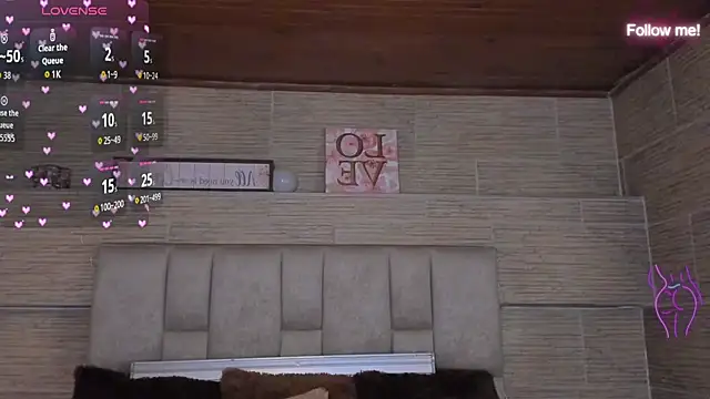 XXX chat uživo modela mia_devine_