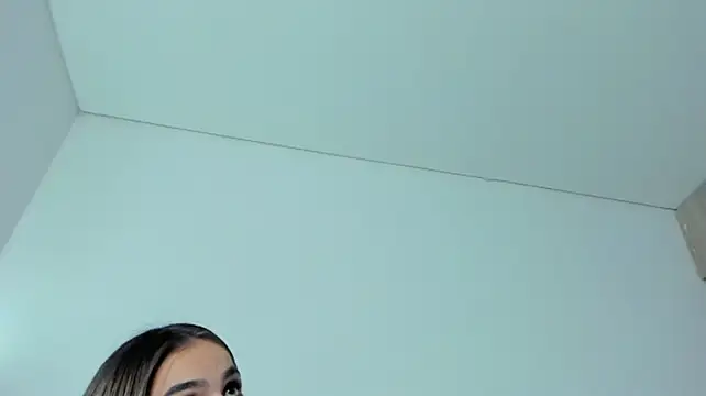 im_sarah34 – Live XXX-chat