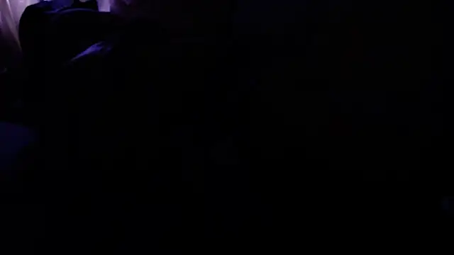 PeterHanglin élő XXX-chatje