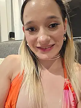Chat XXX en directo de Chloe_StClaire