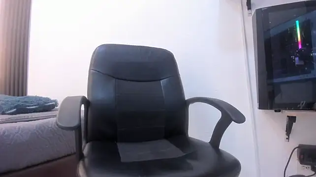 danthewolf's Live XXX Chat