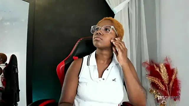 connywellss' Live XXX Chat