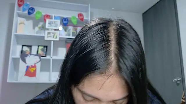 KOREN_JALAA Adlı Modelin Canlı XXX Sohbeti