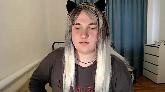 EvaMiron's Live XXX Chat
