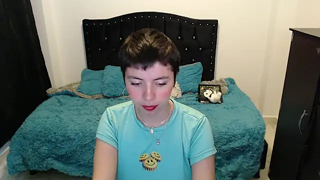 Dafn_12 Chat XXX in diretta