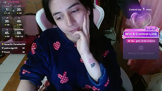 Maggie_Fox3 লাইভ XXX চ্যাট