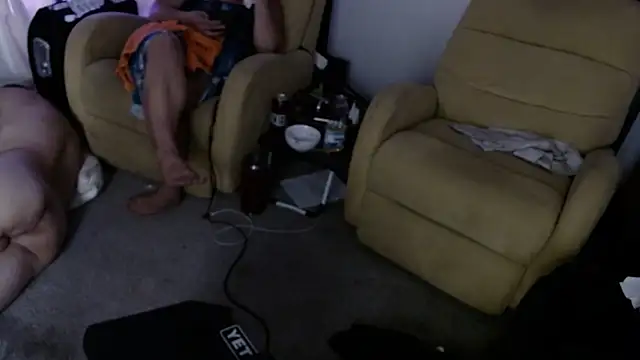 PeterHanglin's Live XXX Chat