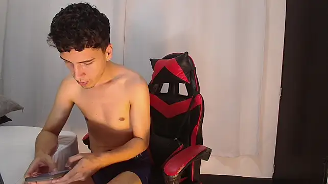 Chat XXX Live MaxLeons