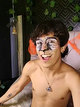 XXX chat uživo modela Angeldust19