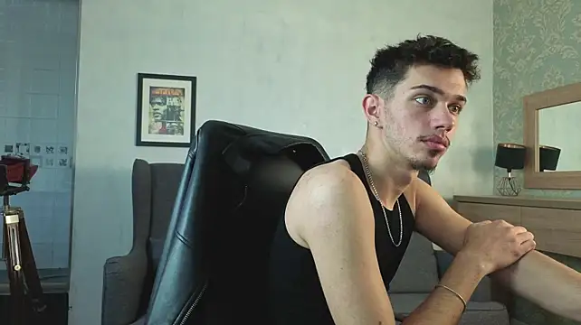 KaydenDrew Adlı Modelin Canlı XXX Sohbeti