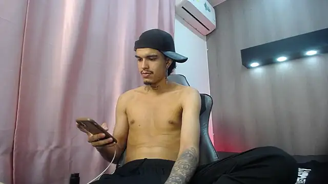 Živý XXX chat Tayson_Hot