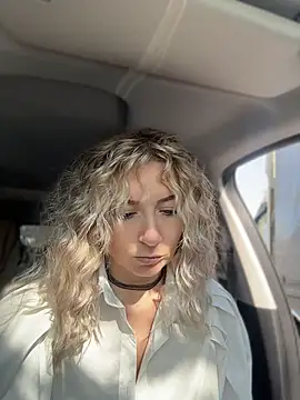 Crazy-Rosa live XXX chat