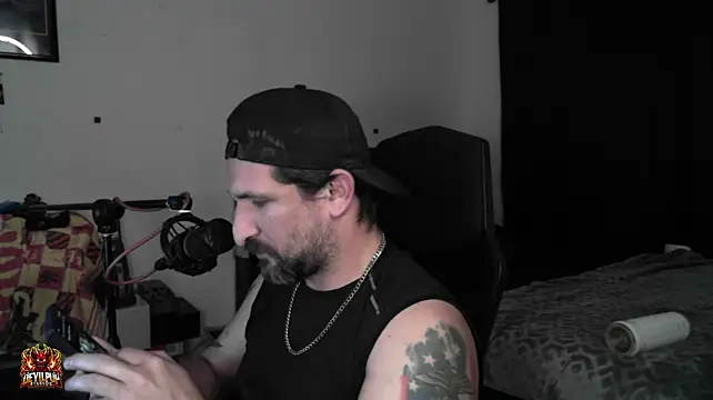 Chat XXX Live DevilPup75_